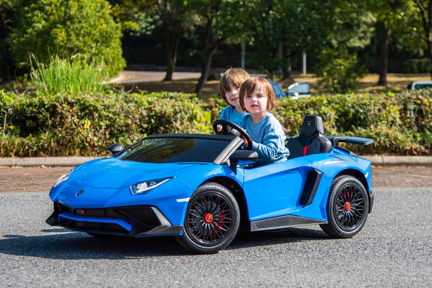 24V Lamborghini Aventador 2 Seater Ride On Car for Kids: Advanced Brushless Motor & Differential for High-Octane Fun